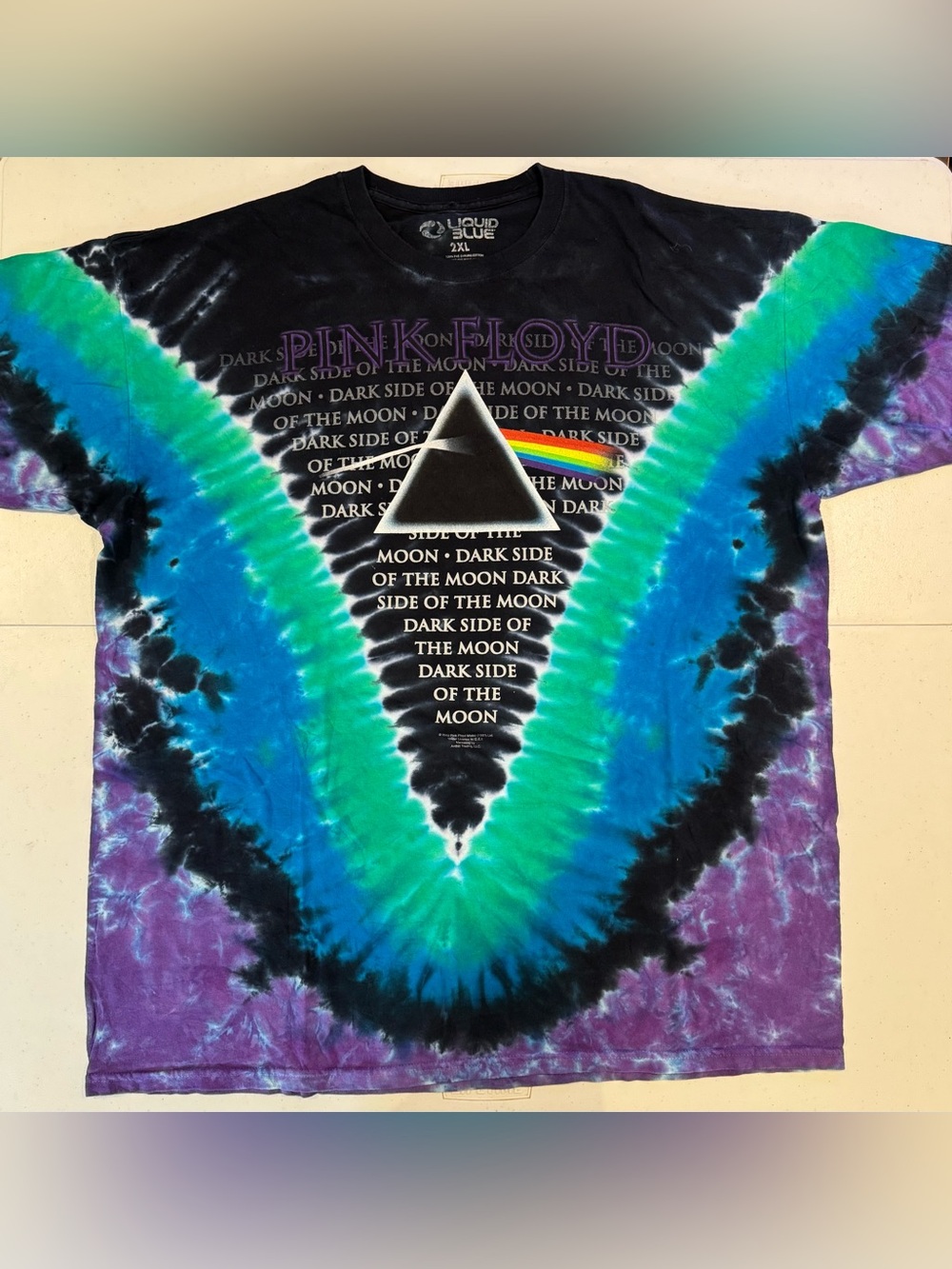 Vintage 2003 Liquid Blue Pink Floyd Dark Side of the Moon size 2XL XXL tie dye